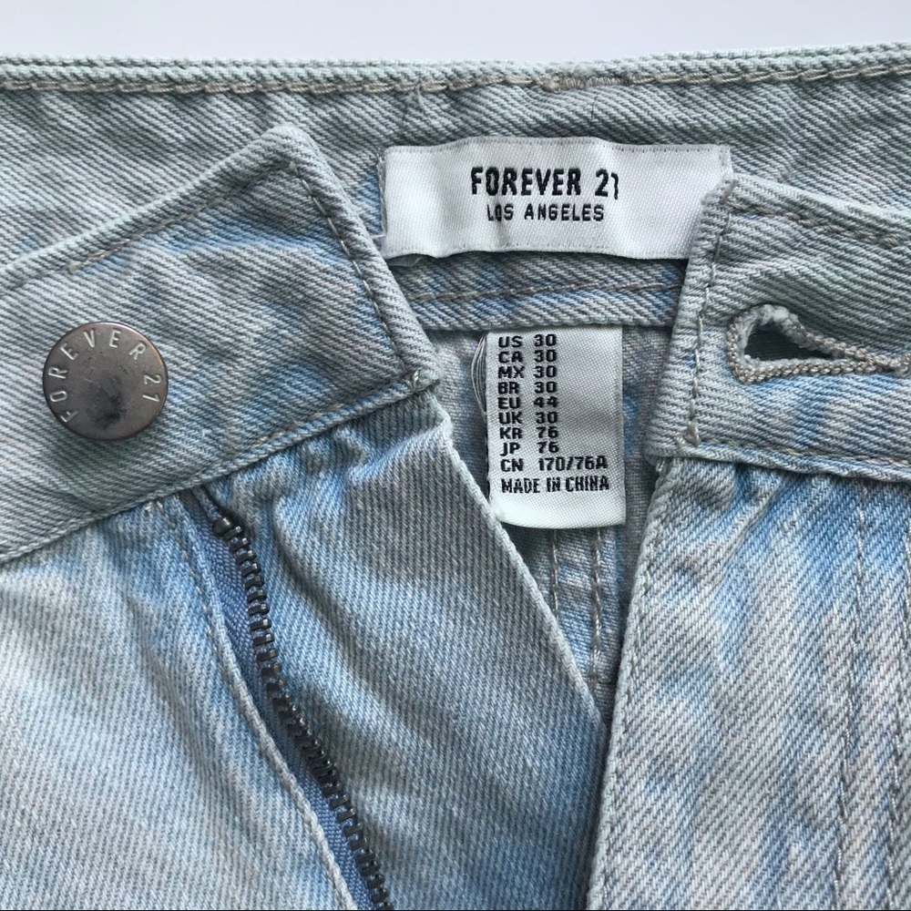 Forever 21 Light Blue Denim Sz 30 high waist fringe hem shorts NEW WITH TAGS - Picture 5 of 15
